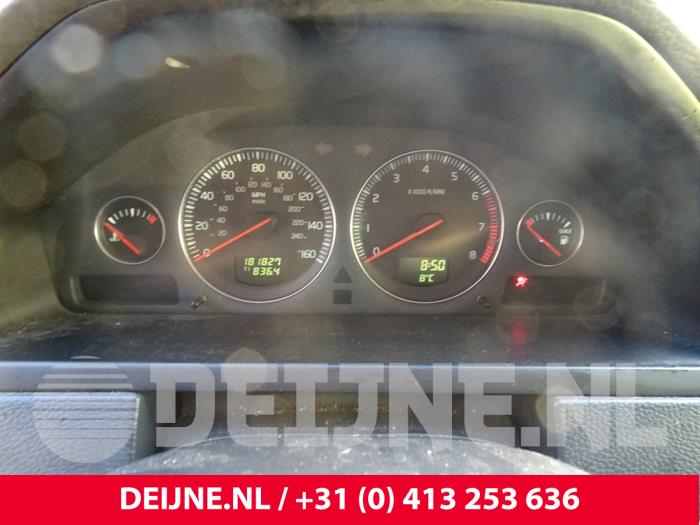 Volvo XC90 Tacho - Kombiinstrument KM O123547