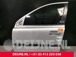 Gebruikte Deur 4Deurs links-voor Volvo XC90 I 2.5 T 20V Prijs € 200,00 Margeregeling aangeboden door van Deijne Onderdelen Uden B.V.