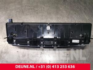 Mercedes E-Klasse Kachel Bedieningspaneel O123581 foto 2