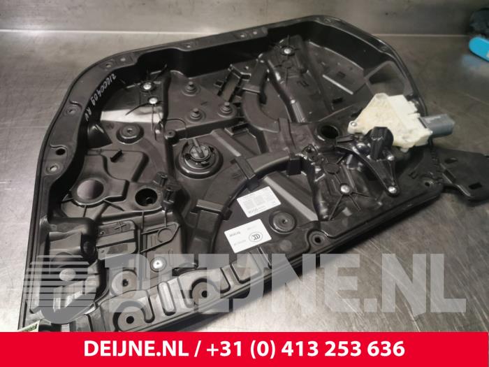 Mercedes E-Klasse Ruitmechaniek 4Deurs rechts-voor O123608