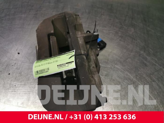 Mercedes E-Klasse Bremszange rechts vorne O123603