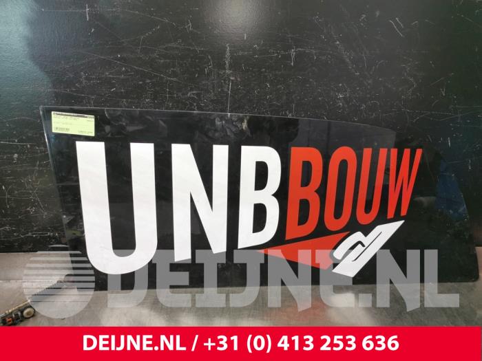 Mercedes Vito Extra Ruit 2Deurs links-achter O123714