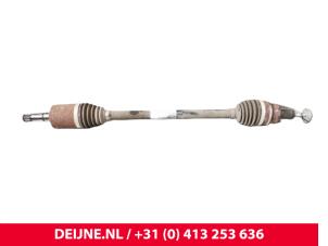 Gebruikte Steekas links-achter Volvo XC60 I (DZ) 2.4 D5 20V 220 AWD Autom. Prijs € 150,00 Margeregeling aangeboden door van Deijne Onderdelen Uden B.V.