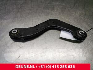 Gebruikte Draagarm boven rechts-achter Volvo XC40 (XZ) 1.5 T3 12V Prijs € 60,00 Margeregeling aangeboden door van Deijne Onderdelen Uden B.V.