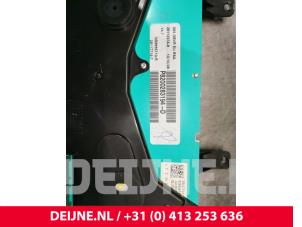 Renault Trafic Kilometerteller KM O124051 foto 3