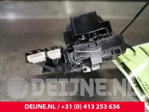 Volvo XC40 Indicator switch O124109 photo 2