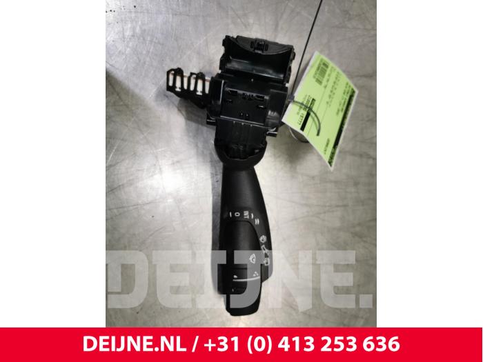 Volvo XC40 Ruitenwis Schakelaar O124110