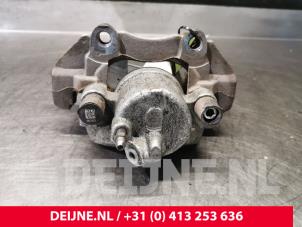 Volvo V40 Bremszange rechts vorne O124119 foto 2