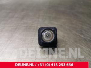 Gebruikte Achteruitrij Camera Volvo V40 (MV) 1.6 D2 Prijs € 85,00 Margeregeling aangeboden door van Deijne Onderdelen Uden B.V.