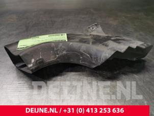 Porsche Taycan Luft Leitung O124337 foto 2