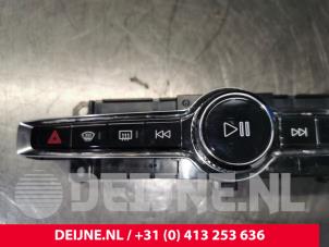 Volvo XC40 Radiobedienfeld O124406 foto 3