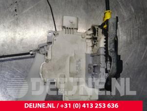 Audi A6 Rear door mechanism 4-door, right O124364 photo 2
