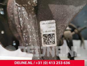 Audi A6 Achsschenkel links hinten O124369 foto 2