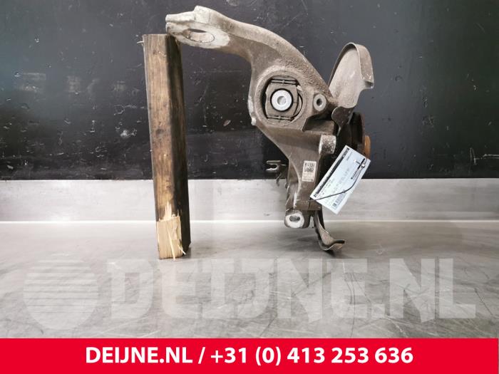 Audi A6 Achsschenkel rechts hinten O124371