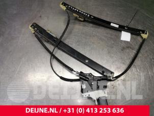 Audi A6 Ruitmechaniek 4Deurs links-voor O124388 foto 3