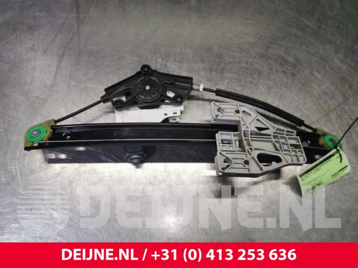 Audi A6 Ruitmechaniek 4Deurs rechts-achter O124389
