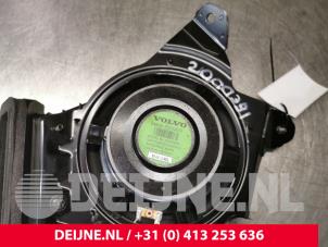 Volvo XC40 Subwoofer O124410 foto 3