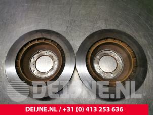 Porsche Taycan Bremsscheibe hinten O124436 foto 2