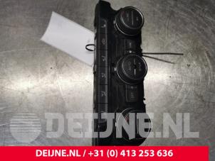 Volkswagen Golf Heater control panel O124462 photo 2