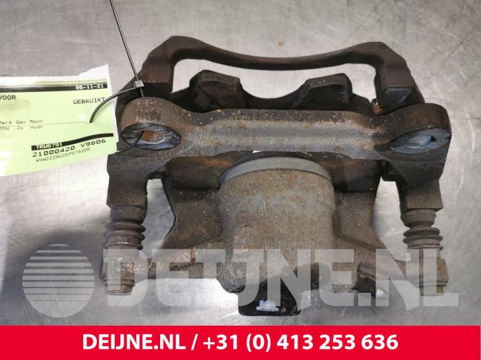 Volkswagen Golf Front brake calliper, left O124474