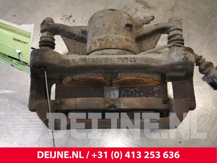 Volkswagen Golf Bremszange rechts vorne O124475