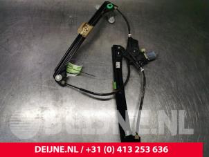 Volkswagen Golf Window mechanism 4-door, front right O124480 photo 2