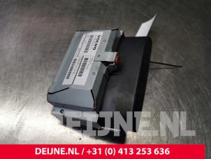 Volvo V70 Navigation Display O124651 foto 2
