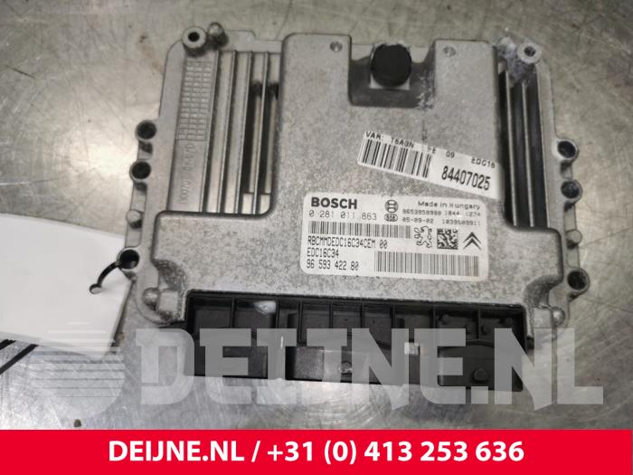 Peugeot 307 Engine management computer O124780