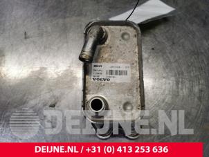 Volvo V70 Ölkühler O124886 foto 2