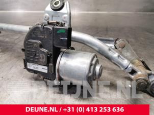 Volvo XC40 Wiper motor + mechanism O124959 photo 3