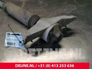 Volvo XC40 Rear shock absorber, right O124966 photo 2