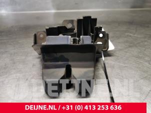 Volvo XC40 Slotmechaniek Achterklep O124969 foto 3
