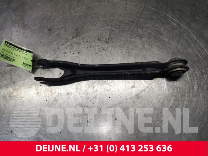 Mercedes C-Klasse Querlenker unten rechts hinten O125074