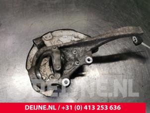 Mercedes C-Klasse Fusee rechts-voor O125082 foto 3