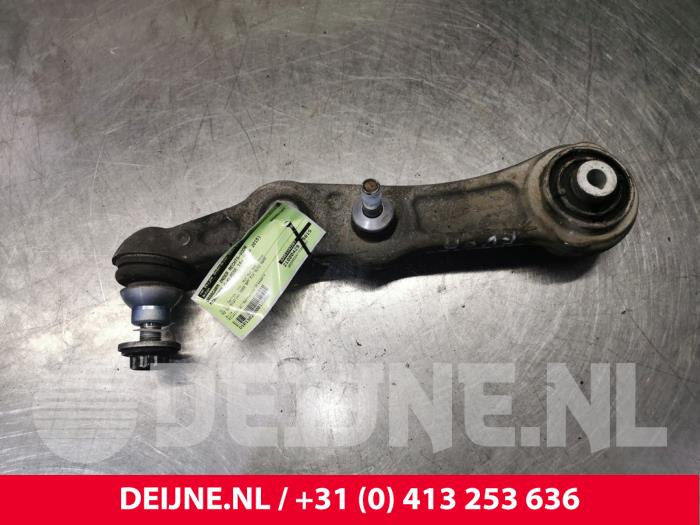 Mercedes C-Klasse Querlenker unten rechts vorne O125086