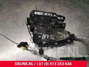 Mercedes C-Klasse Deurslot Mechaniek 4Deurs links-achter O125123 foto 2