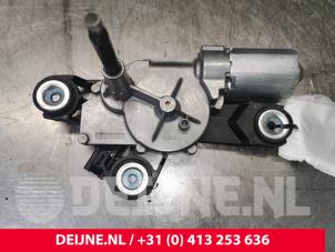 Gebruikte Ruitenwissermotor achter Volvo V60 I (FW/GW) 2.0 D4 16V Prijs € 12,50 Margeregeling aangeboden door van Deijne Onderdelen Uden B.V.