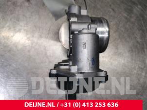 Volkswagen Transporter Drosselklappengehäuse O125397 foto 4