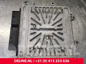 Volvo V70 Engine management computer O125412 photo 2