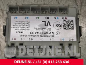 Mercedes E-Klasse Central door locking module O125414 photo 2