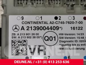 Mercedes E-Klasse Central door locking module O125416 photo 3