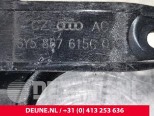 Porsche Taycan Steun (diversen) O125422 foto 3