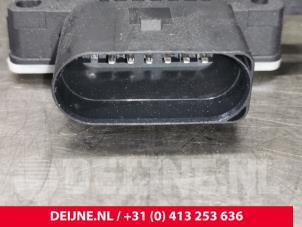 Porsche Taycan Side assist sensor O125456 foto 3