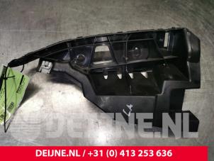 Porsche Taycan Bumpersteun links-achter O125457 foto 2
