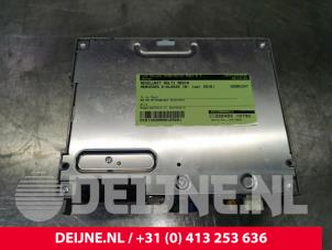 Gebruikte Regelunit Multi Media Mercedes E (W213) E-220d 2.0 Turbo 16V Prijs € 800,00 Margeregeling aangeboden door van Deijne Onderdelen Uden B.V.