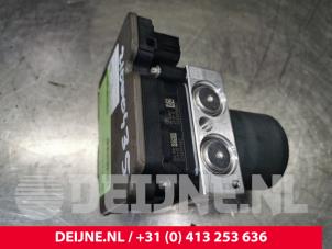 Volvo XC40 ABS pump O125686 foto 3
