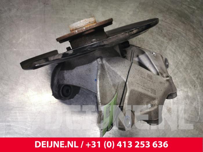 Volvo XC40 Fusee rechts-achter O125708