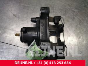 Volkswagen Golf Bremszange links hinten O125830 foto 2
