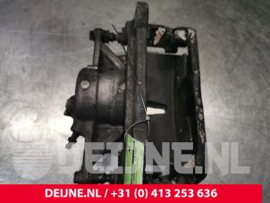 Volkswagen Golf Remklauw (Tang) links-voor O125831 foto 2
