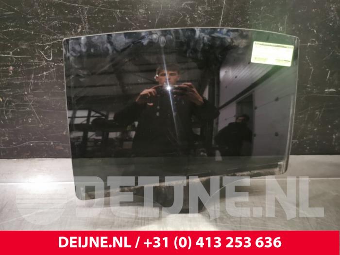Mercedes E-Klasse Portierruit 4Deurs links-achter O125902